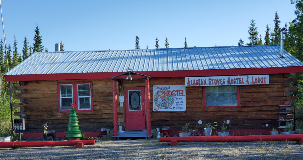 Respite after the drive: hostel in Tok, Alaska