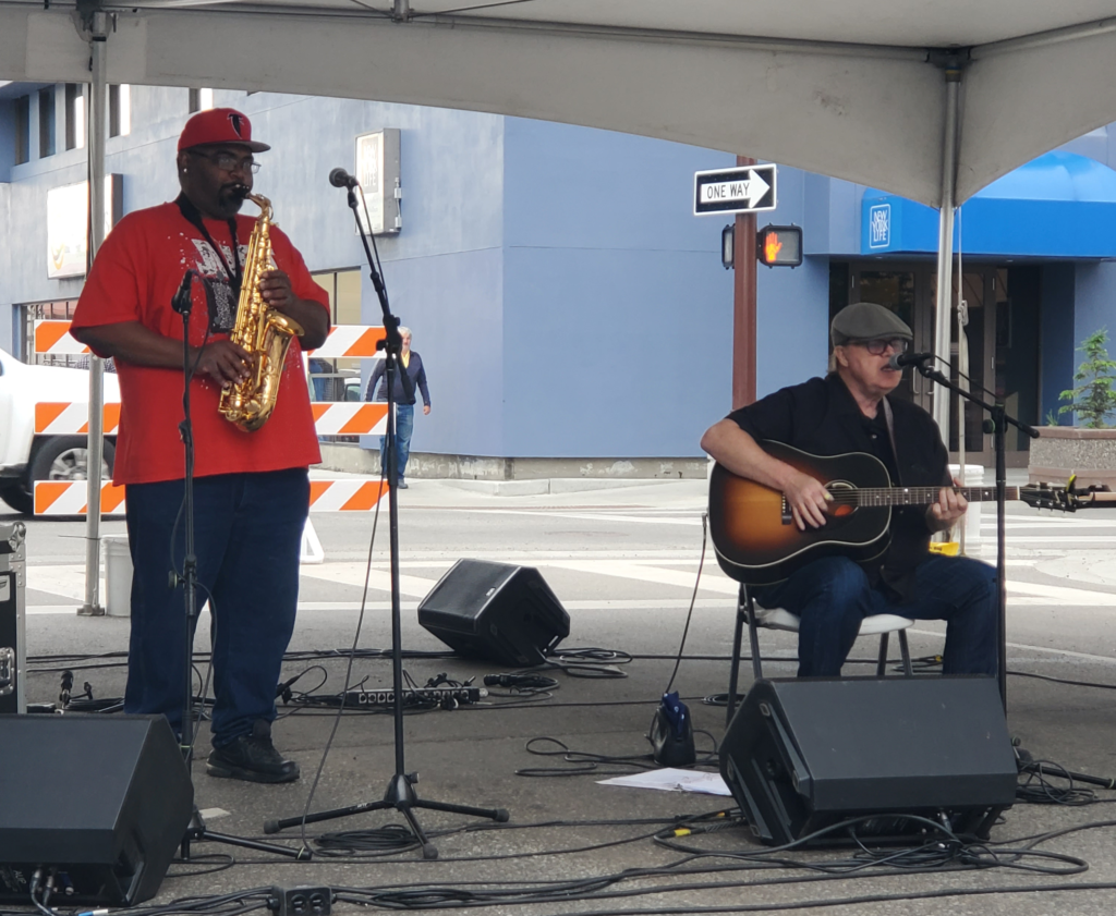 Jazz duet at street fair.