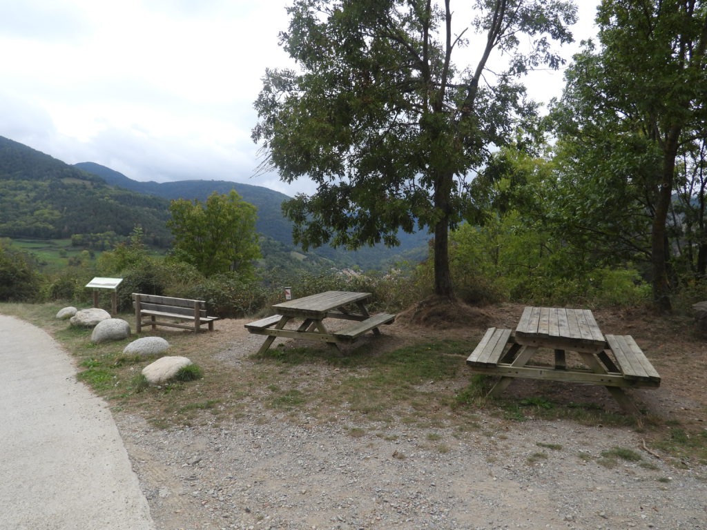 Pleasant picnic area on the lower slopes
