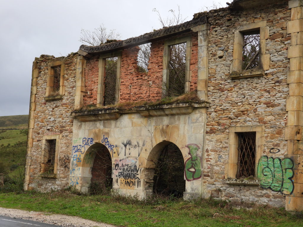 Roadside abandoned building