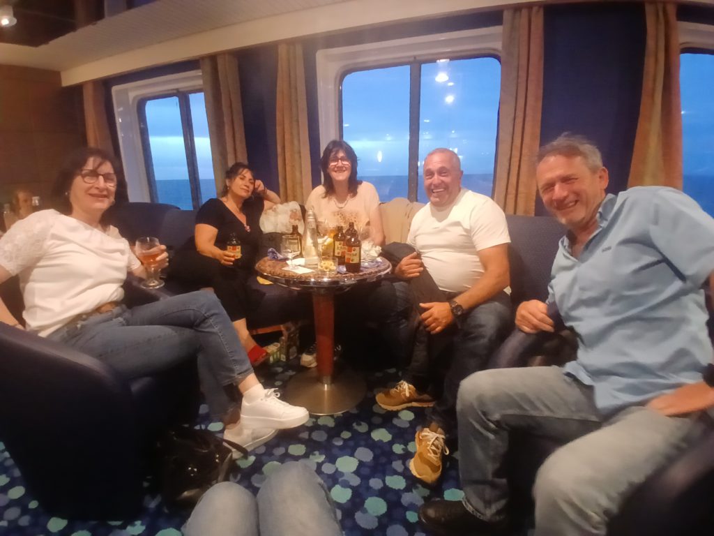 My spontaneous Corsican bar companions